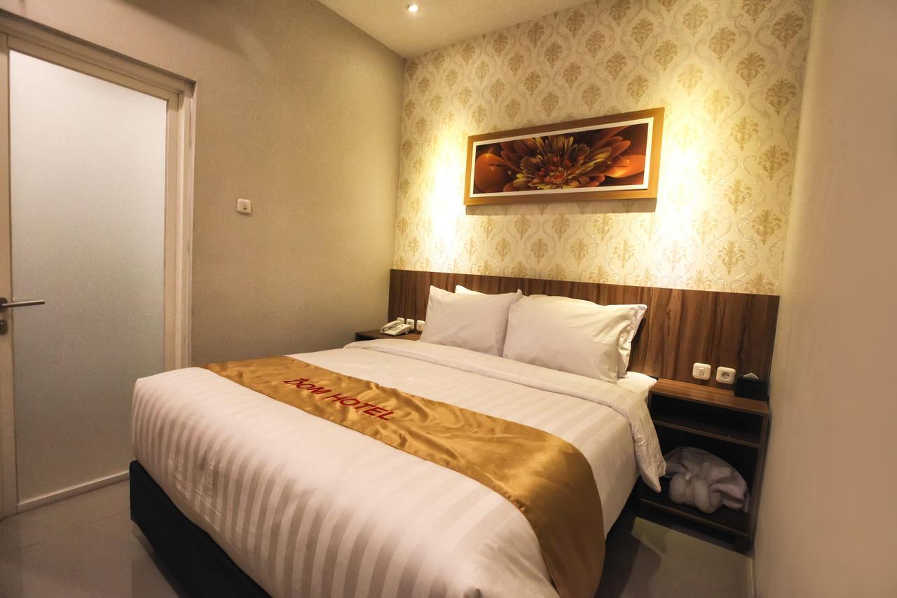 Dom Hotel Jogja Ngaglik Exteriör bild