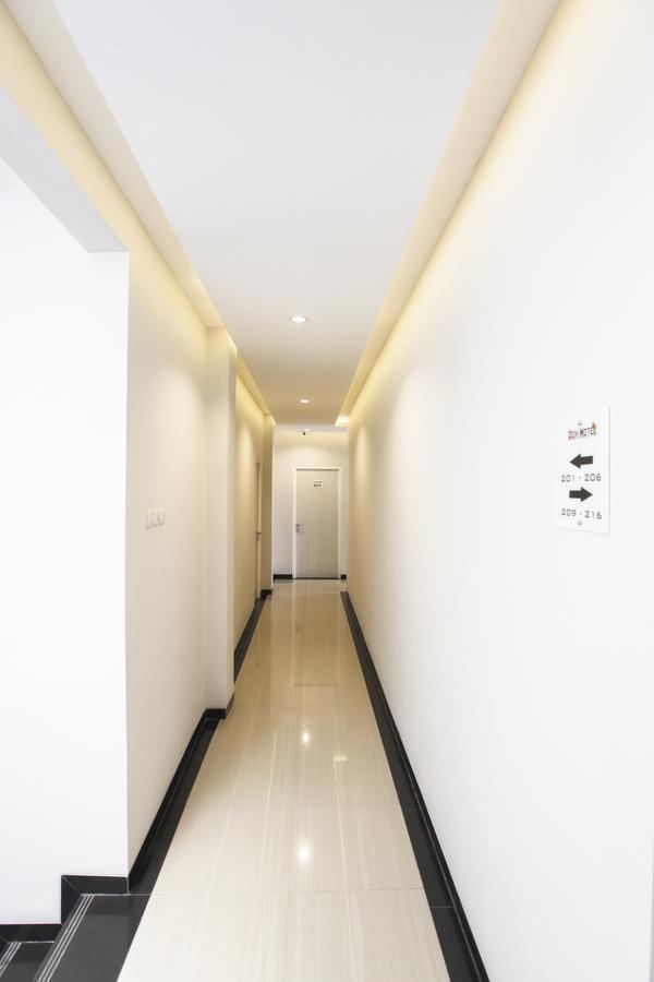 Dom Hotel Jogja Ngaglik Exteriör bild